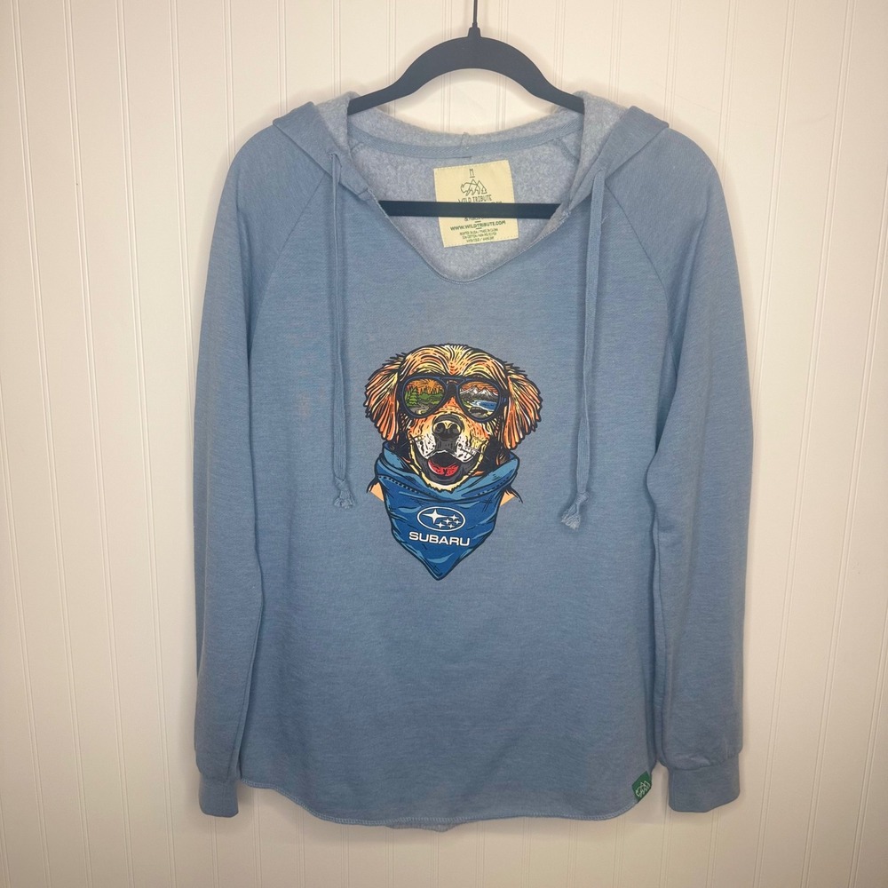 Wild Tribute Subaru Golden Retriever Dog Graphic Hoodie Light Blue Medium